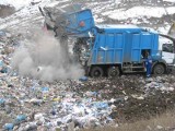 Mieszkańcy Sadowa cierpią z powodu fetoru śmieci ze składowiska