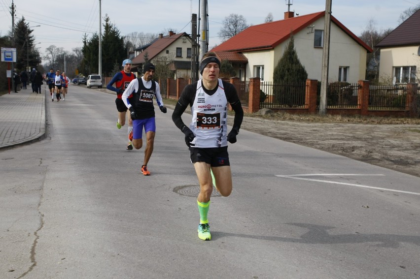 Druga porcja zdjęć: Półmaraton Wiązowski 2019. Zdjęcia z 39....