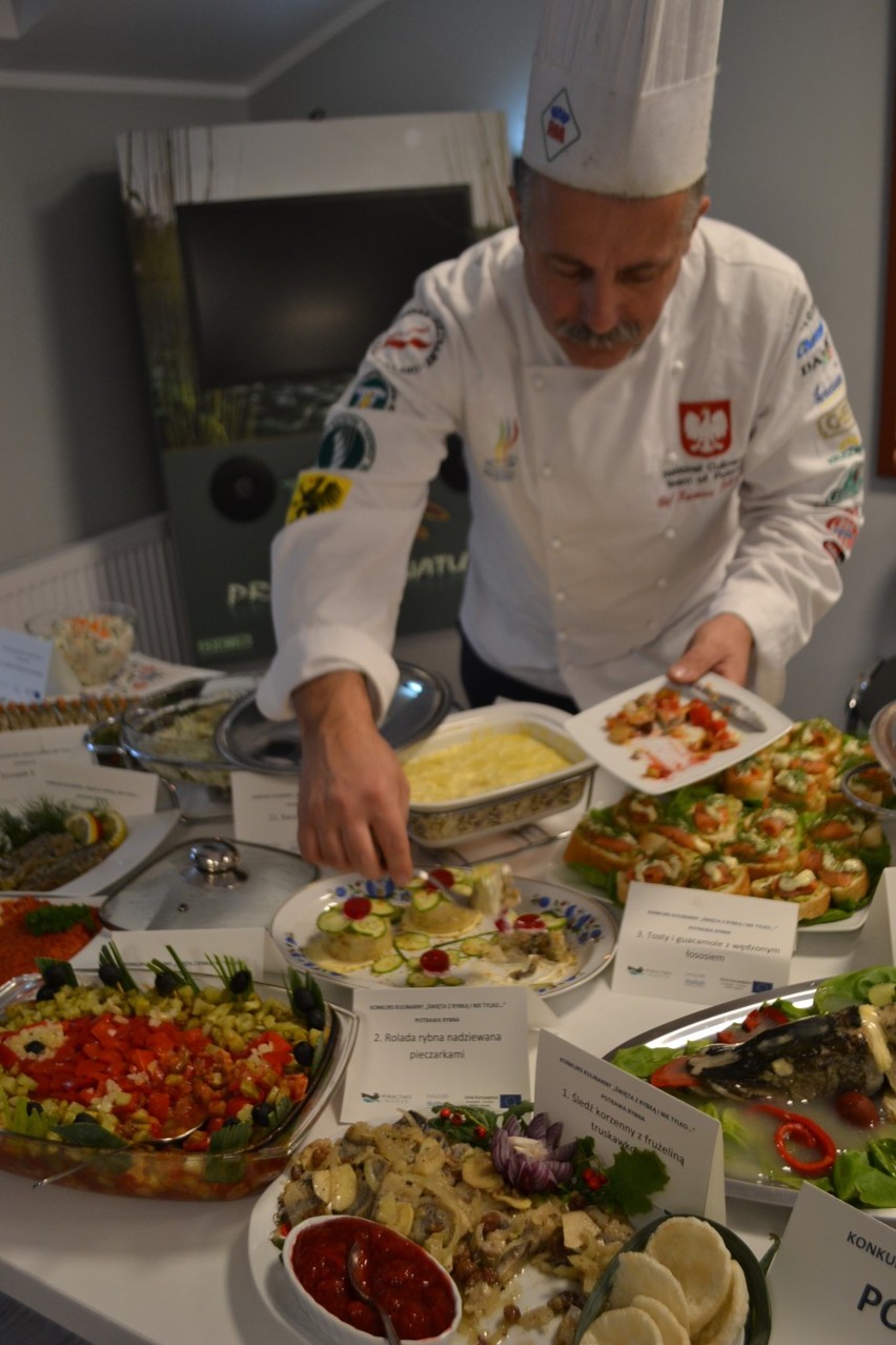 45 osób i 57 dań w konkursie kulinarnym „Święta z rybką i nie tylko…” - ZDJĘCIA
