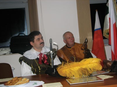 Robert Bartoszewski i Czesław Kanafek w mundurach z pospolitego ruszenia mieszczan bialskich