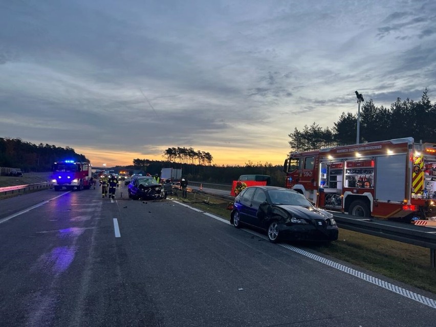 Tragiczny wypadek na autostradzie A2 pod Nowym Tomyślem [ZDJĘCIA]