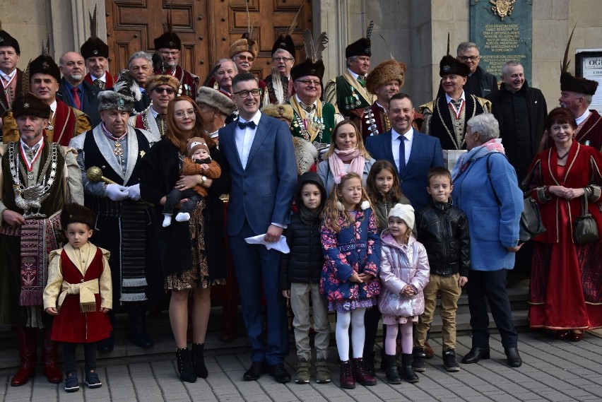 Gorlice. Uroczystości w bazylice z okazji jubileuszu pięciolecia istnienia Bractwa Kurkowego i 43. rocznicy pontyfikatu św. Jana Pawła II