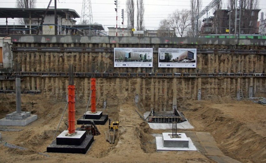 Wmurowano kamień węgielny pod nowy budynek dworca w Sopocie [ZDJĘCIA]