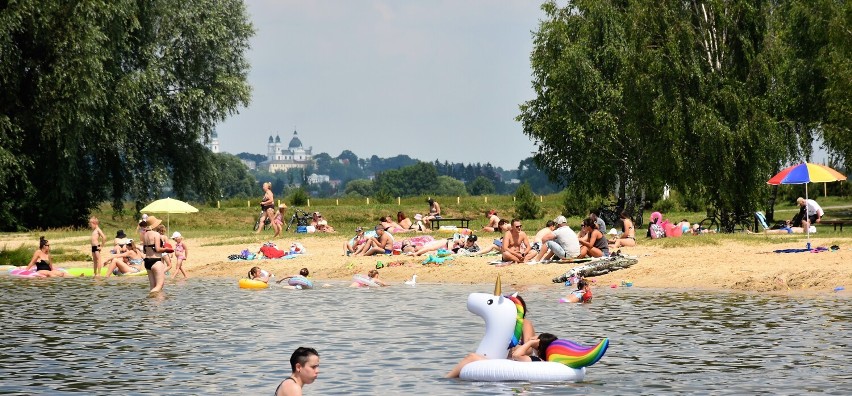 Chełm. Jak wygląda, upalny wakacyjny dzień nad zalewem Żółtańce? Zobacz zdjęcia