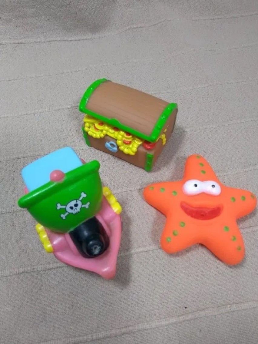Gumowe zabawki do kąpieli - statek, skrzynia i rozgwiazda