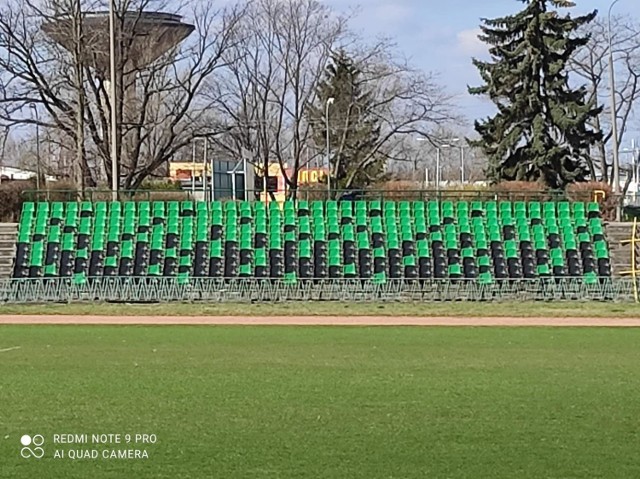 Tak obecnie wygląda jedna z trybun