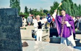 Nowy pomnik żołnierzy Wojska Polskiego został odsłonięty na cmentarzu w Złoczewie ZDJĘCIA