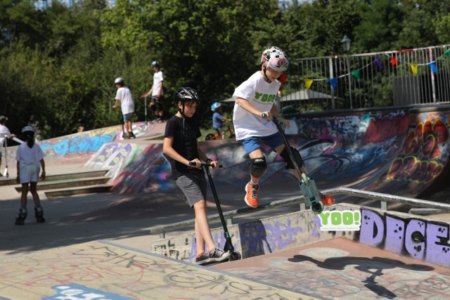 Skatepark w Parku Jordana. Wizualizacje inwestycji przy Cechowej na kolejnych slajdach.