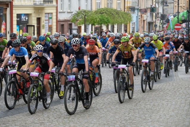 Maraton Rowerowy Twierdza Przemyśl to największa impreza kolarska na Podkarpaciu. W tym roku odbyła się 15. edycja. Na starcie stanęło ponad 600 zawodników. Rywalizowano na 4 dystansach: giga 65 km, mega 38,4 km, hobby 31,5 km i family 9,9 km.

Tak było w 2018 roku
