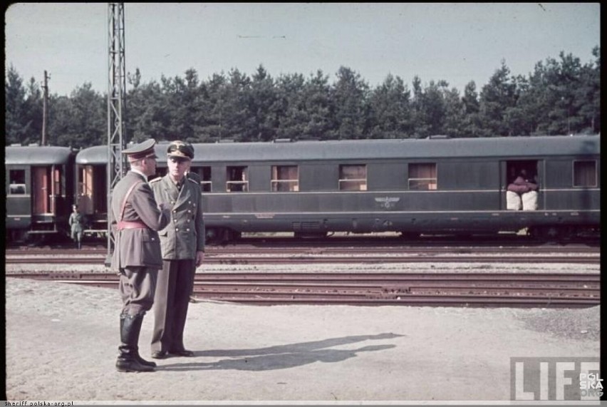 Adolf Hitler przez trzy dni przebywał na stacji w Jełowej...