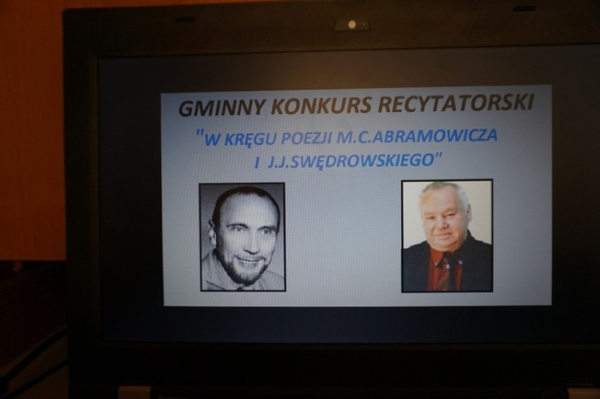 Uczniowie szkół podstawowych z terenu gminy wzięli udział w dwóch konkursach dotyczących twórczości poetów M. C. Abramowicza i J. J. Swędrowskiego