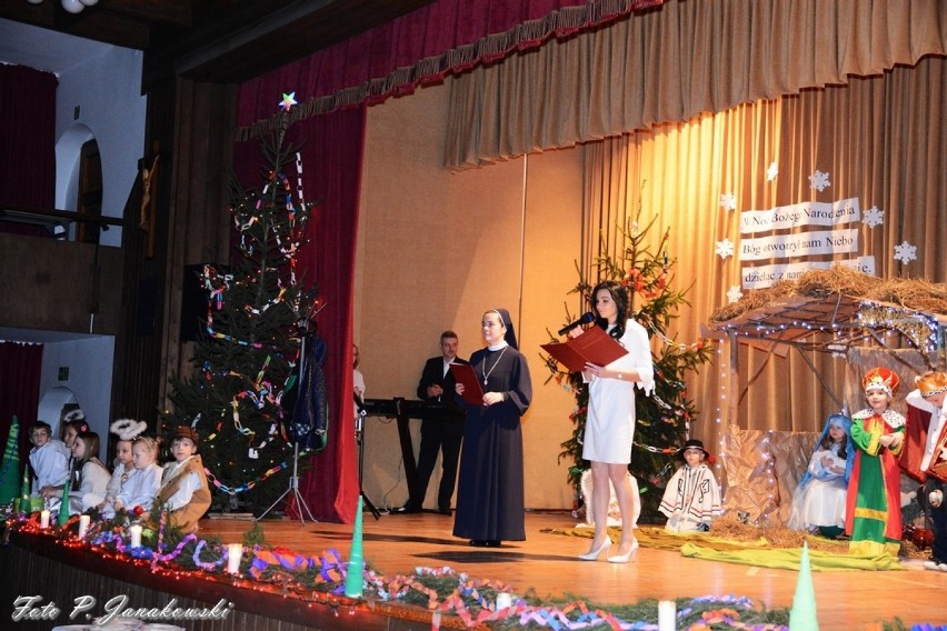 Jasełka i koncert kolęd w Zespole Szkół Katolickich [zdjęcia]