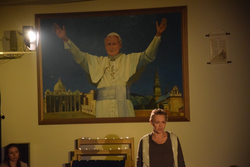 "Promieniowanie ojcostwa" - premiera w auli Jana Pawła II...
