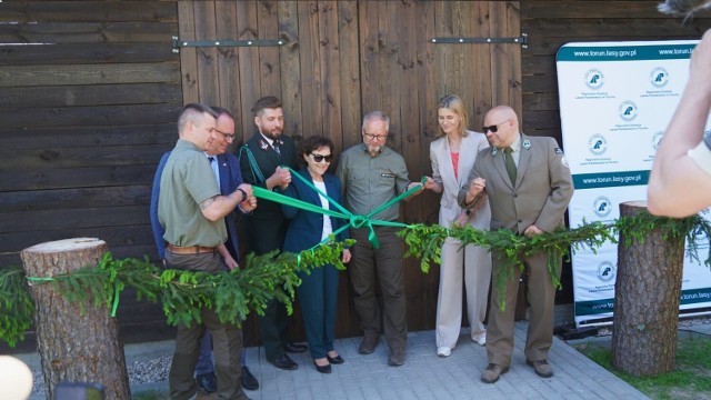 Uroczyste otwarcie Ośrodka Rehabilitacji Dzikich Zwierząt w Nadleśnictwie Zamrzenica