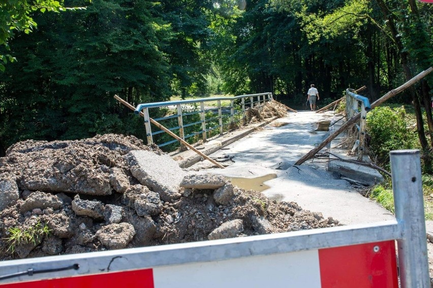 Most w ciągu drogi gminnej "Na Brzeg" zniszczyła powódź. Czy...