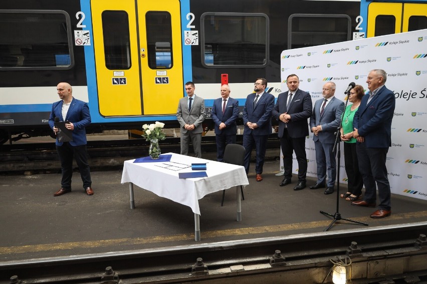 Podpisanie umowy na nowe pociągi dla Kolei Śląskich