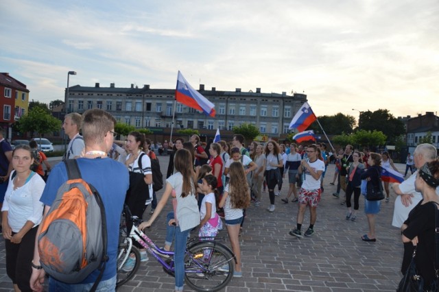 Lambada na pl. Kościuszki z pielgrzymami