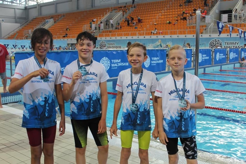 10 medali przywieźli pływacy Niagary z ostatnich przed...