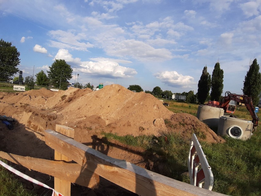 Budowa na ulicy Koszalińskiej w Szczecinku. Będą nowe sklepy. Czy akurat te? [zdjęcia]