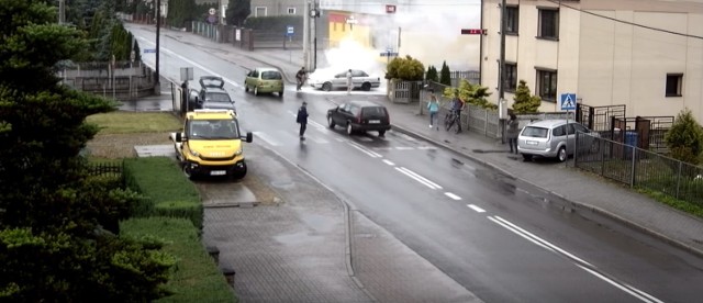 Volkswagen passat spłonął na ulicy Kozielskiej

ZOBACZ TEŻ: Polub nas na Facebooku i bądź na bieżąco z informacjami z Raciborza i okolic! [KLIKNIJ W LINK]