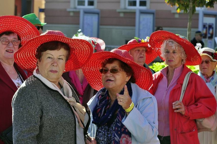 Marsz Kapeluszy rozpocznie tegoroczne Dni Seniora w Zgorzelcu! [PROGRAM/ZDJĘCIA]