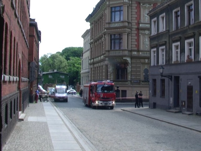 -&nbsp;Wpłynęło zgłoszenie o podłożeniu ładunku wybuchowego w Izbie Skarbowej przy ul. św Jakuba 20 - mówi rzeczniczka strażaków z Torunia