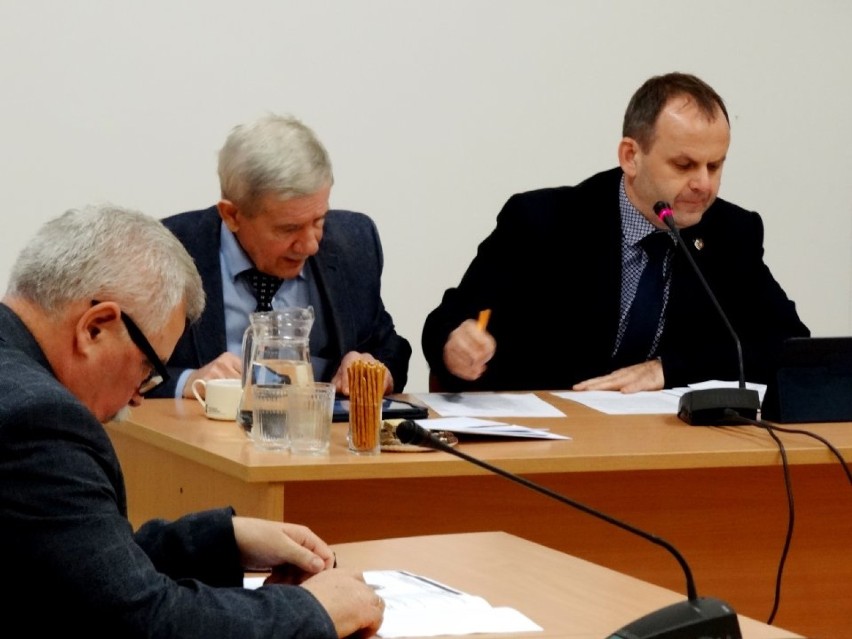 Apel Rady Powiatu Łęczyckiego do Premiera. Radni PiS byli przeciwni 