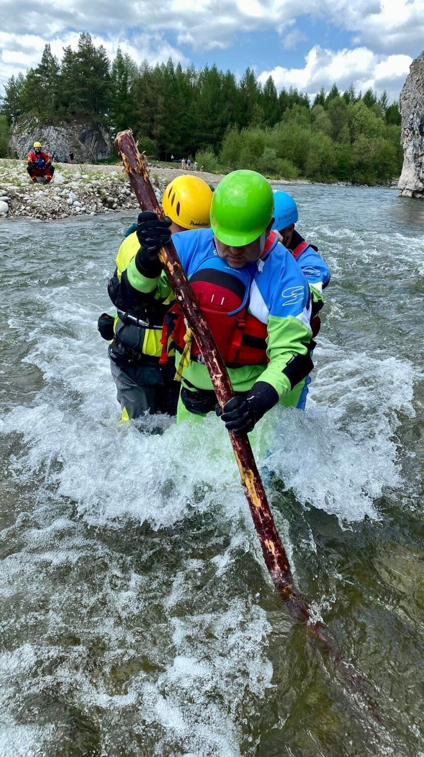 Pieniny. Ratownicy GOPR trenowali jak ratować w rwących rzekach górskich