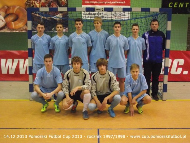 Błękitni Kmiecin zdobyli Pomorski Futbol Cup 2013 w roczniku 1997/1998