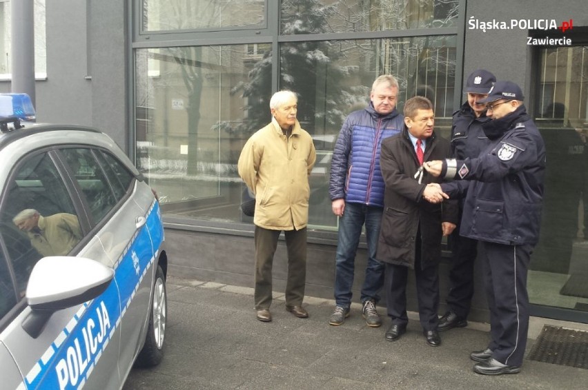 Zawiercie: nowy oznakowany radiowóz dla policjantów [FOTO]