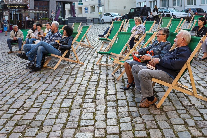 Cafe Jazz Trio na Rynku Siennym w Szczecinie