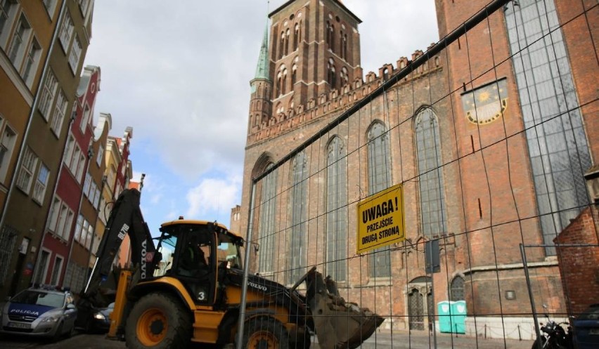 Renowacja Bazyliki Mariackiej. Miasto wspiera świątynię dotacjami [ZDJĘCIA]