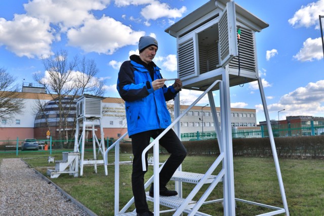 24.03.2017 torun 
katedra metoorologii umk
n/z dr andrzej arazny
pogoda umk temperatura wiosna
fot. sławomir kowalski / polska press