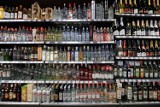 Ile zdrożeje wódka 2022? Nowe ceny alkoholu 2022, ceny wódki i papierosów po podwyżce
