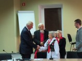 Maria Krzysztyniak uhonorowana przez ministra kultury. Członkini zespołu ludowego „Potakowianki” ma 90 lat