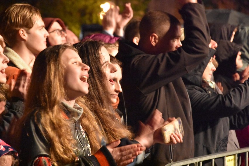 Nosowska na finał majówki 2019 w Rybniku! Świetny koncert w deszczu