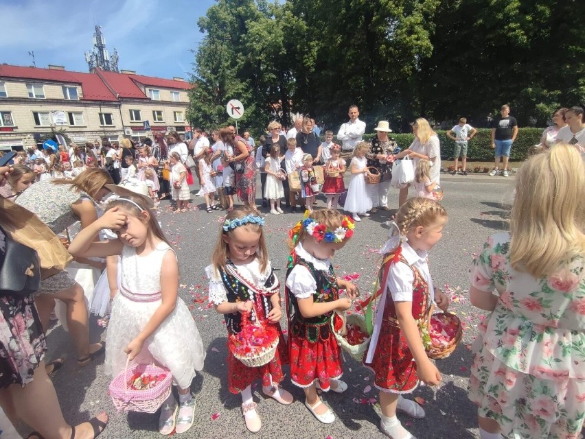 Procesja Bożego Ciała w parafii pod wezwaniem Świętego Jana...