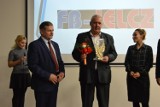 Złoty Laur na III Gali Przedsiębiorcy Powiatu Kartuskiego otrzymał Franciszek Bergański ZDJĘCIA FILM