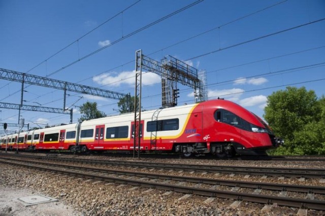 Tragedia w Warszawie. Pociąg SKM śmiertelnie potrącił dziewczynkę