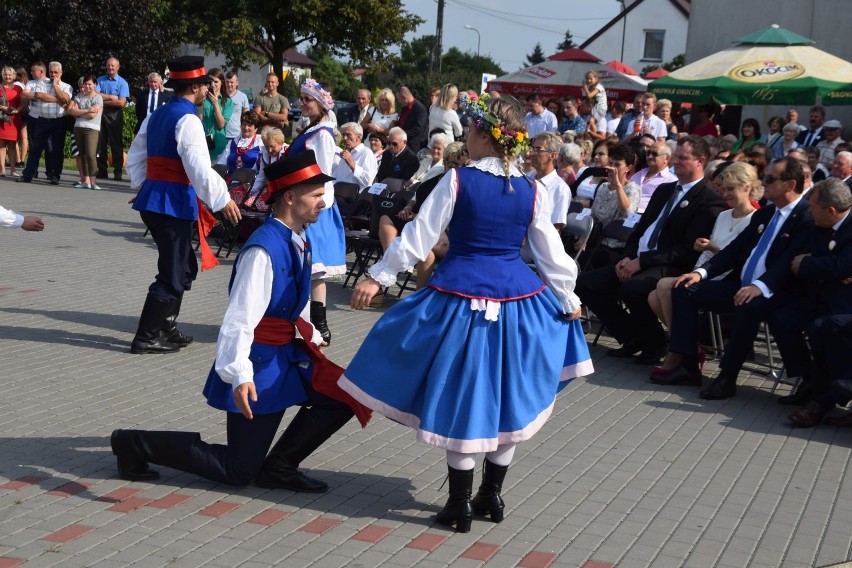 Gospodarzami wielkiego święta plonów byli starosta...