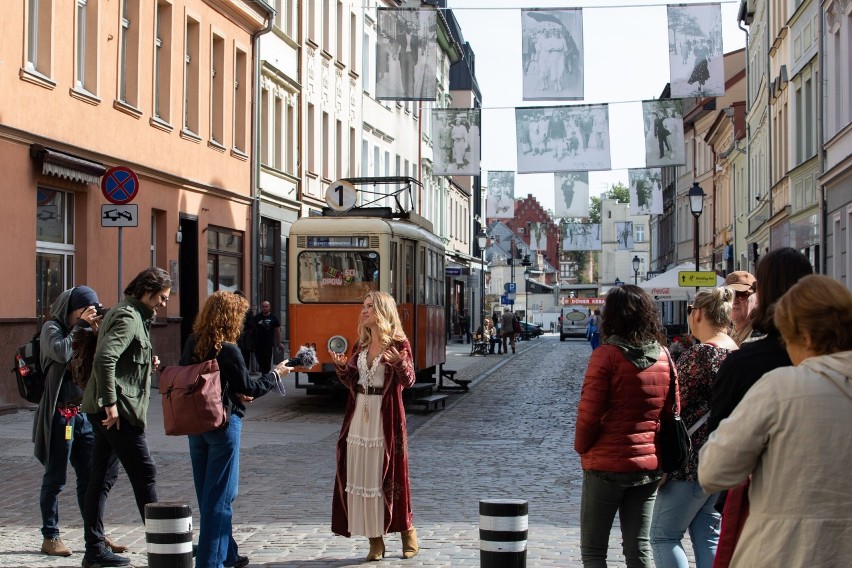 W Bydgoszczy pojawiły się fotografie uliczne, wykonane w...