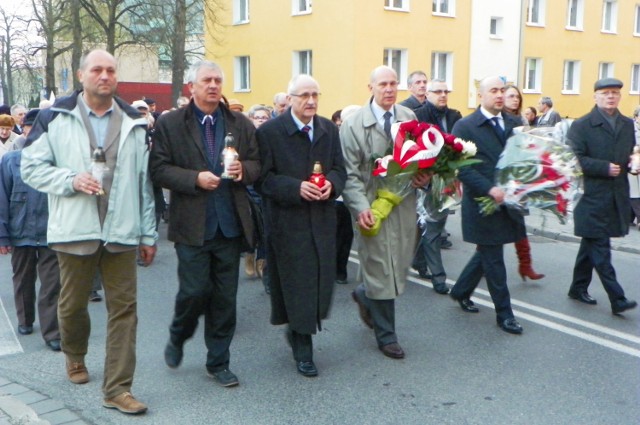 Rocznica Katynia i Smoleńska w Pile