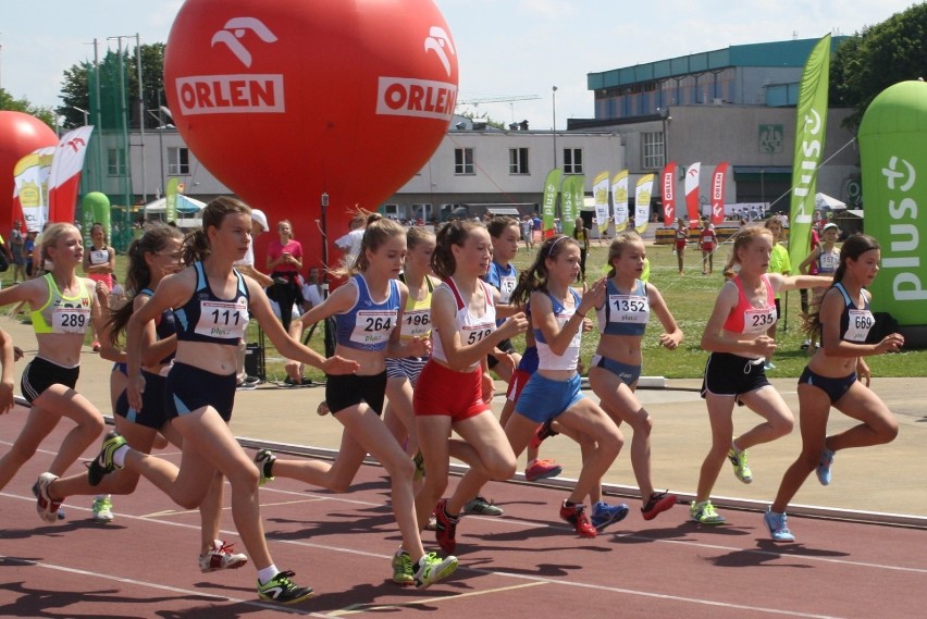 Człuchów. Finał czwartków lekkoatletycznych w Łodzi. To już trzeci złoty medal Cezarego Kumiszczy!