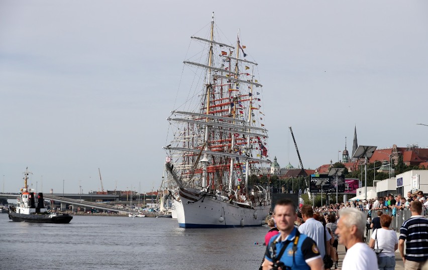 Staatsraad Lemkuhl wypłynął ze Szczecina [zdjęcia, wideo] 