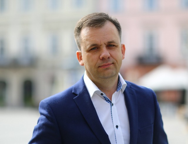 Prezydent Piotrkowa Krzysztof Chojniak prosi marszałka o porodówkę w szpitalu wojewódzkim na Rakowskiej