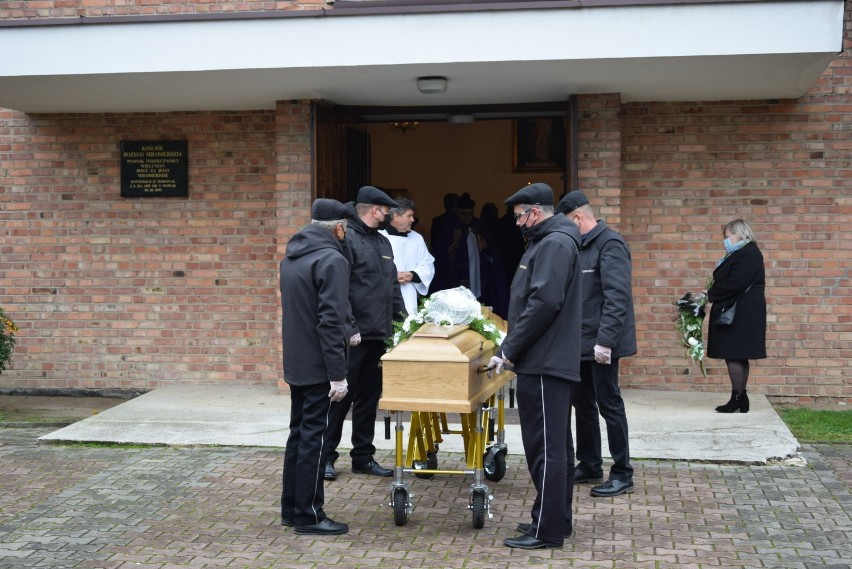 Wieluń. Pogrzeb Renaty Kosmędy