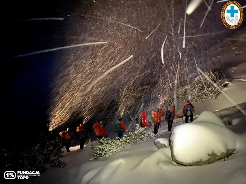 Tatry. TOPR pokazał zdjęcia z wyprawy ratunkowej na Galerię Cubryńską. Była to wyjątkowo trudna akcja