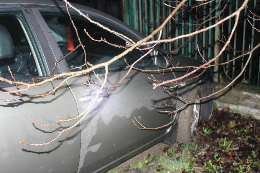 Tarnowscy policjanci dokonali pierwszej konfiskaty samochodu...