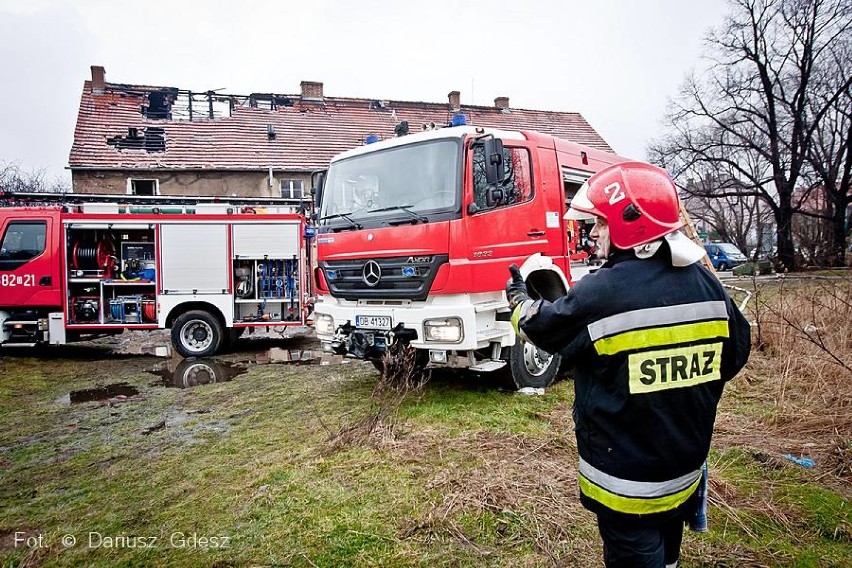 Wałbrzych: Pożar przy ulicy Wyszyńskiego