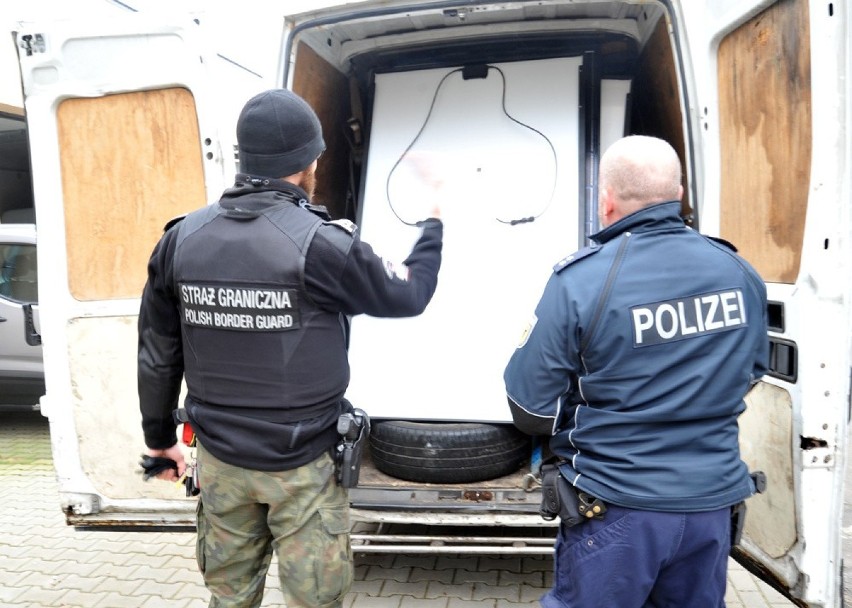 Ukradli z Niemiec panele fotowoltaiczne warte ponad 100 tysięcy złotych